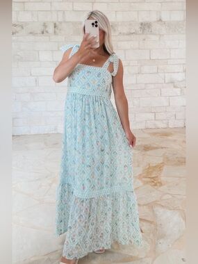 Blu Pepper Floral Tiered Maxi Dress Lace Tie Straps Size Small NWT
